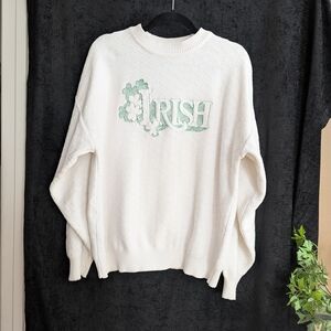 White Irish Sweatshirt Vintage. Size Large.